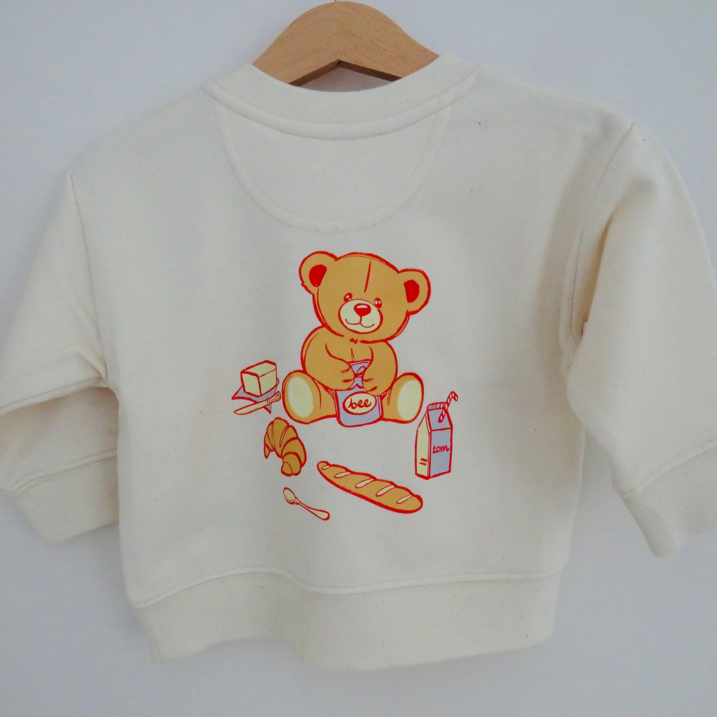 Foodie bear sweatshirt (natural)