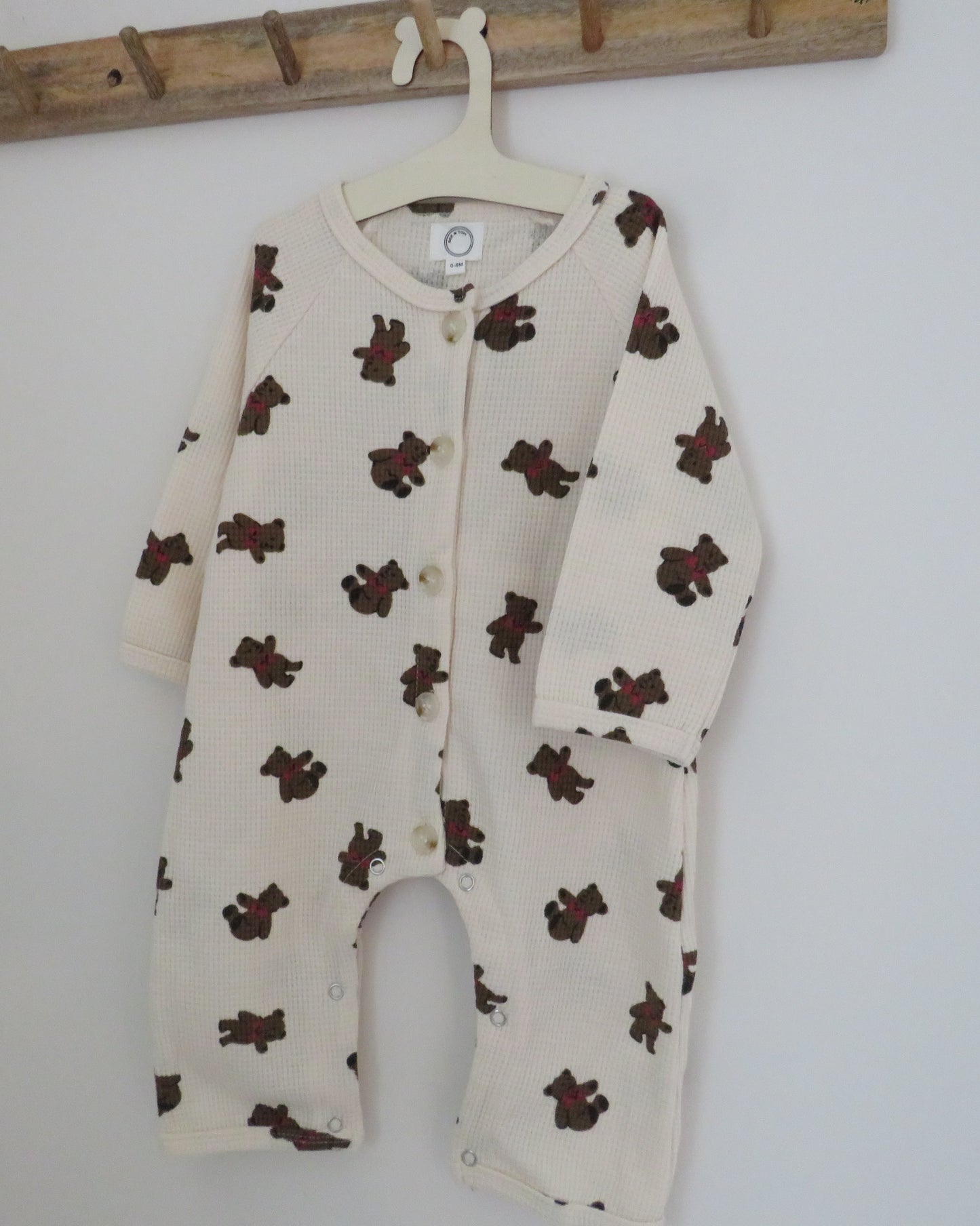 Waffle print onesie (cream)